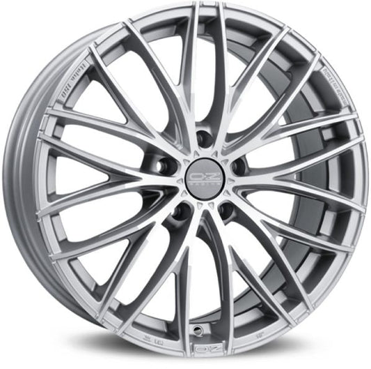 ITALIA 150 8x17 ET 29 5x120 OZ RACING MATT RACE SILVER DIAMOND CUT Single Wheel