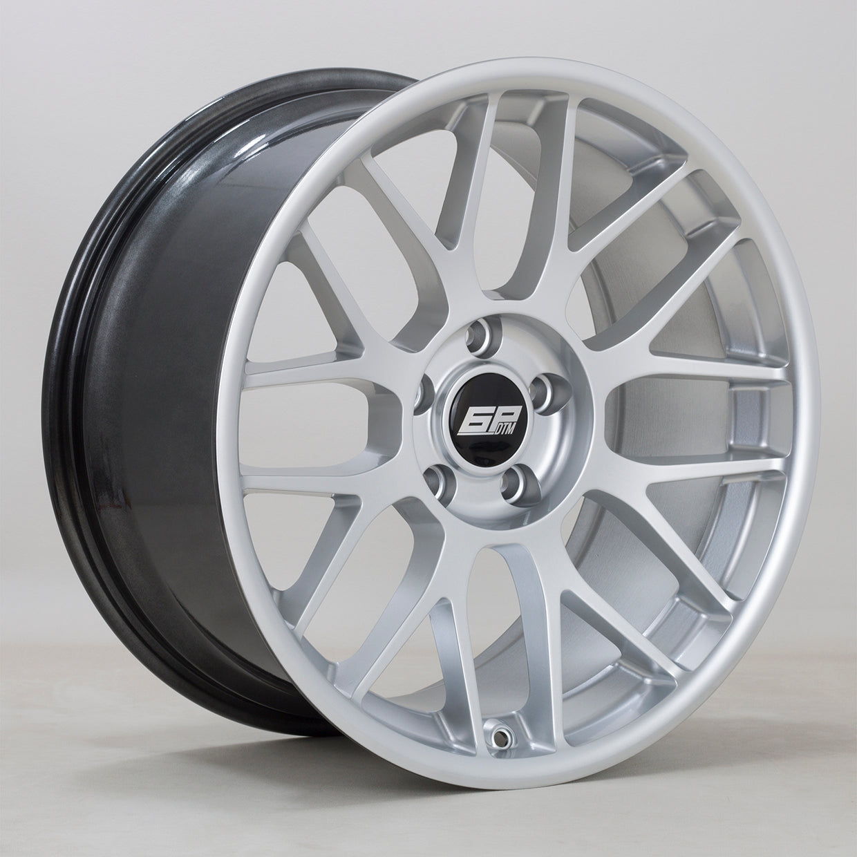 DTM 19x9.5 5x112 ET35 HSilver